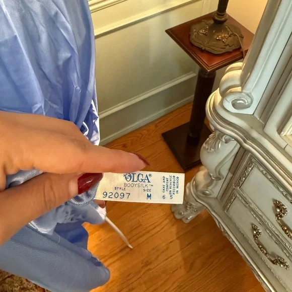 Vintage Small Olga Light Blue Women's Bodysilk nightgown and robe lingerie set - Picture 4 of 5